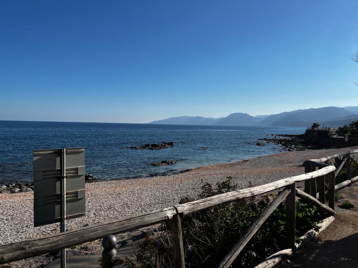 Apartament Fronte Mare Cala Gonone Zewnętrze zdjęcie